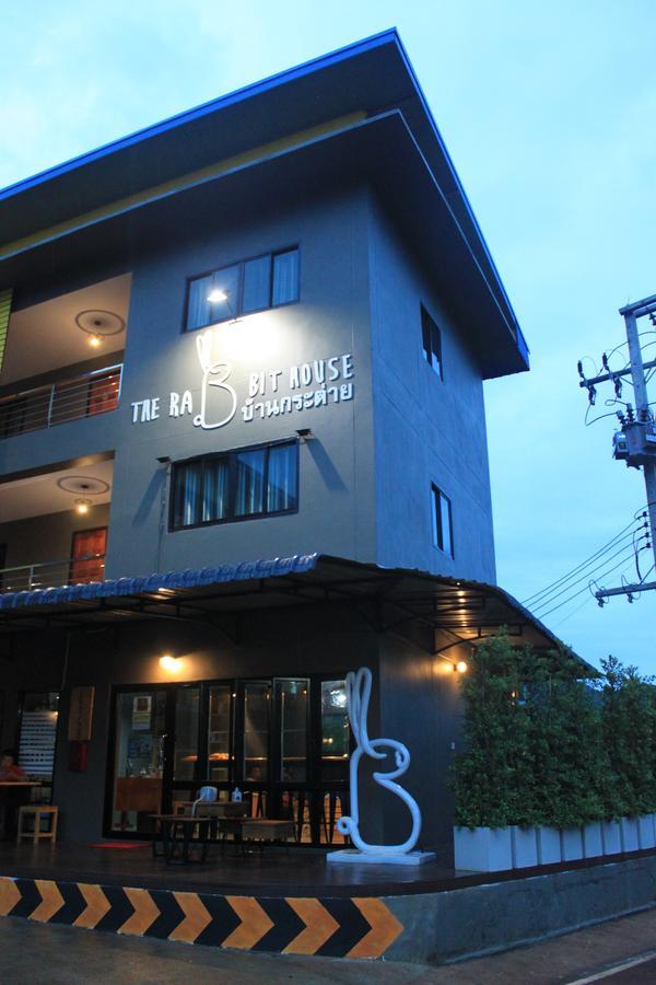 The Rabbit House Hotell Thong Pha Phum Exteriör bild