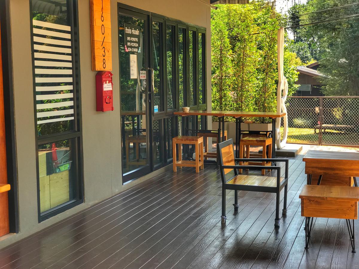The Rabbit House Hotell Thong Pha Phum Exteriör bild