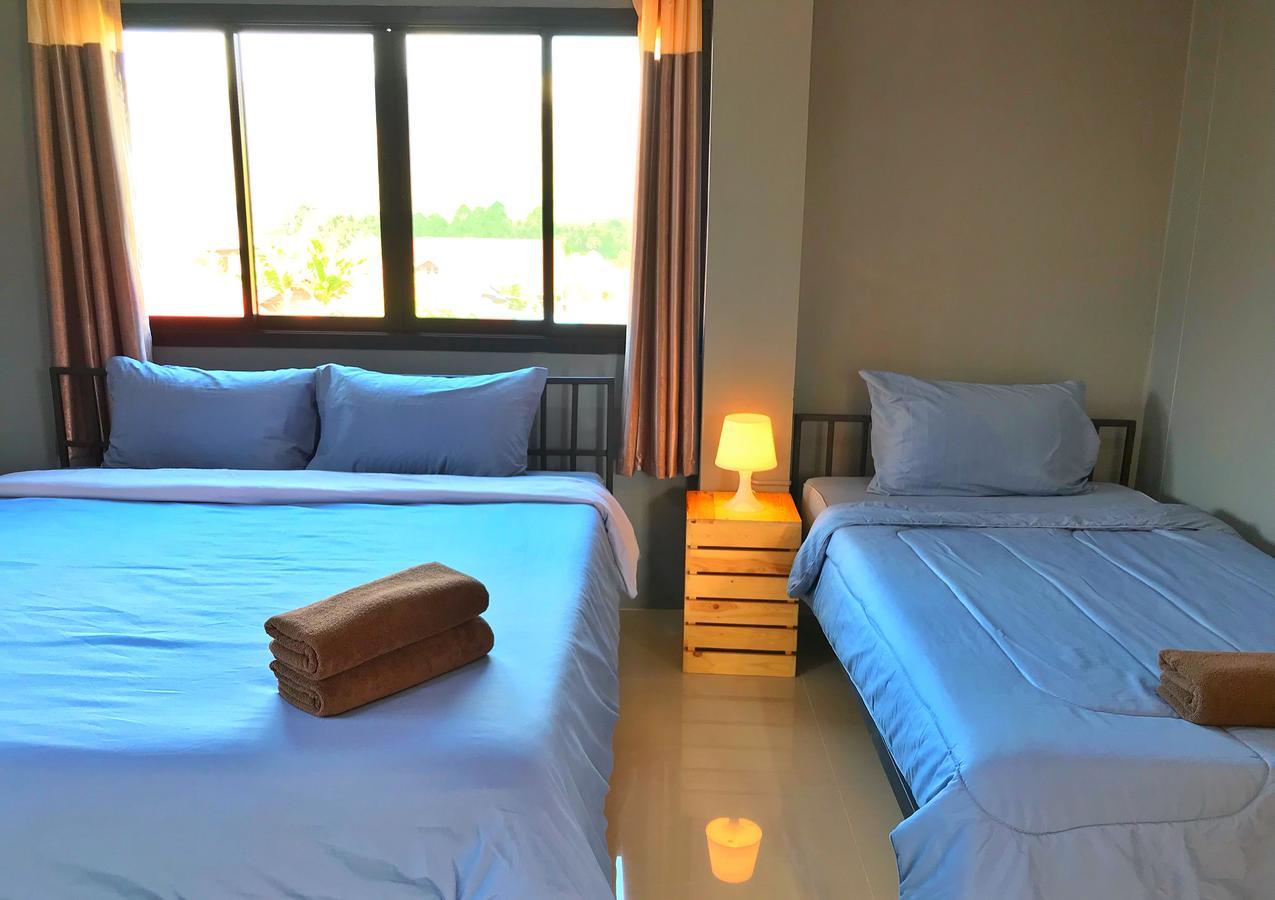 The Rabbit House Hotell Thong Pha Phum Exteriör bild