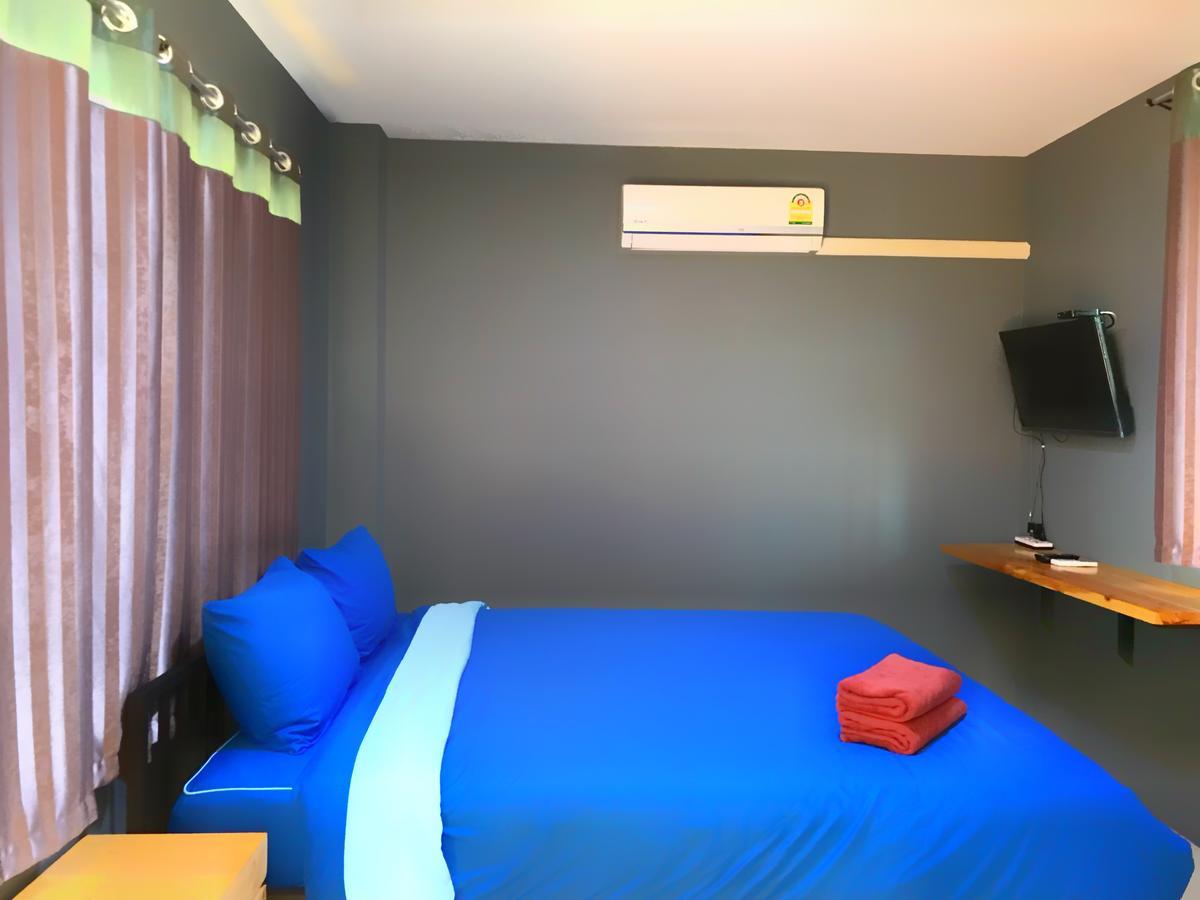 The Rabbit House Hotell Thong Pha Phum Exteriör bild
